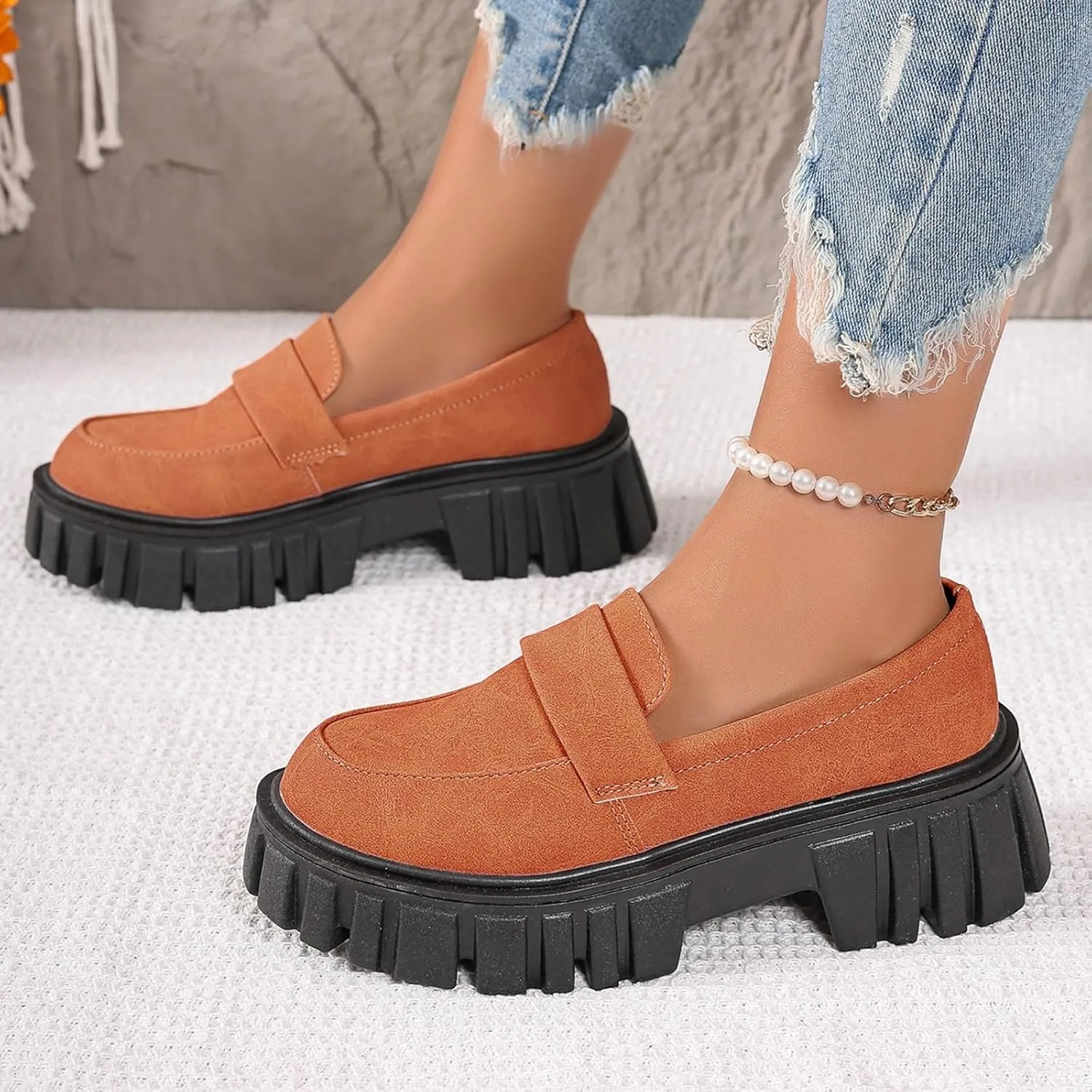 Loafers for Women Hands Free Low Top Lug Sole Chunky Heel Classic Casual Boat Shoes Ladies Cushioned Footbed Jogging Tennis Sneakers Breathable Comfy Lightweight Walking Shoe for Daily Wear