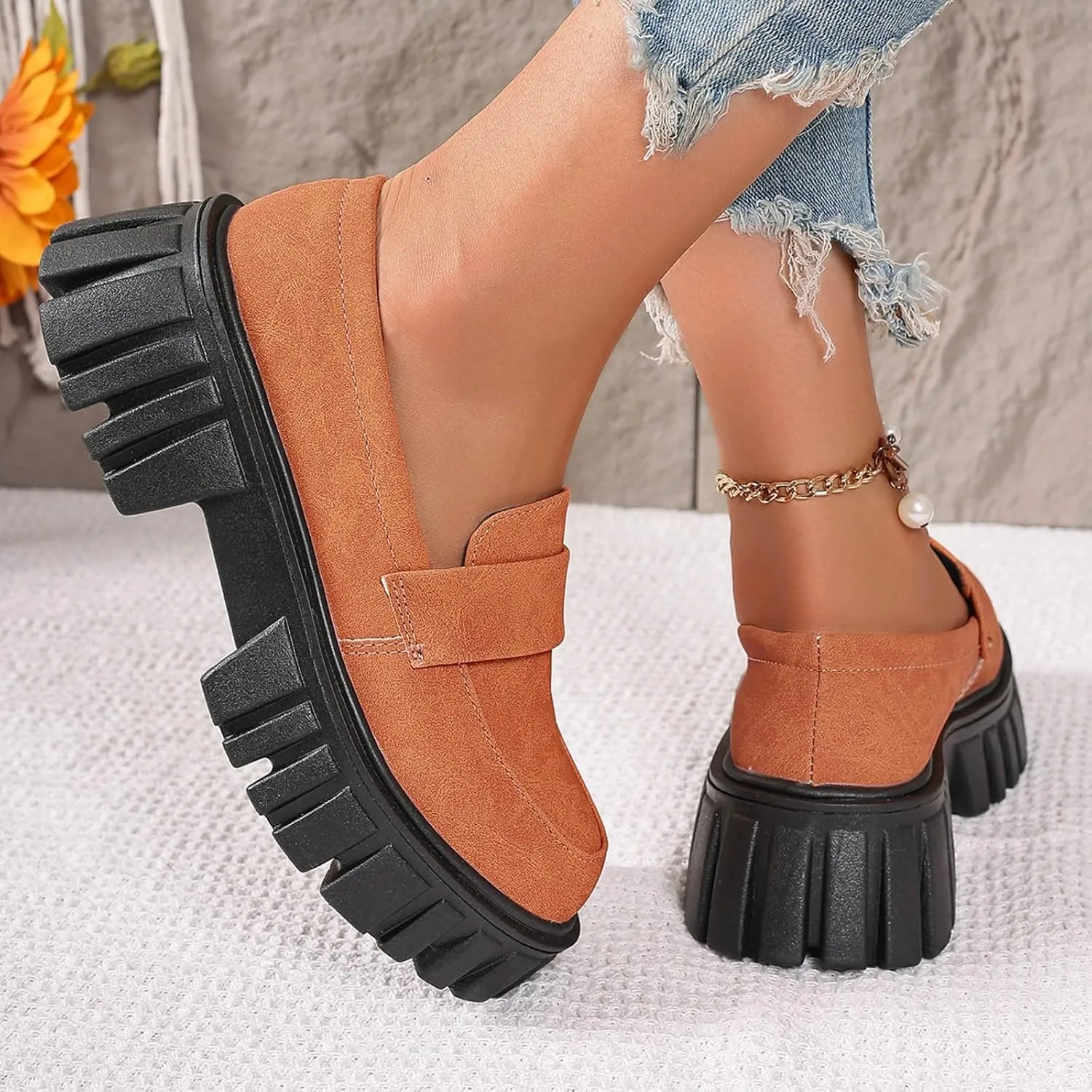 Loafers for Women Hands Free Low Top Lug Sole Chunky Heel Classic Casual Boat Shoes Ladies Cushioned Footbed Jogging Tennis Sneakers Breathable Comfy Lightweight Walking Shoe for Daily Wear
