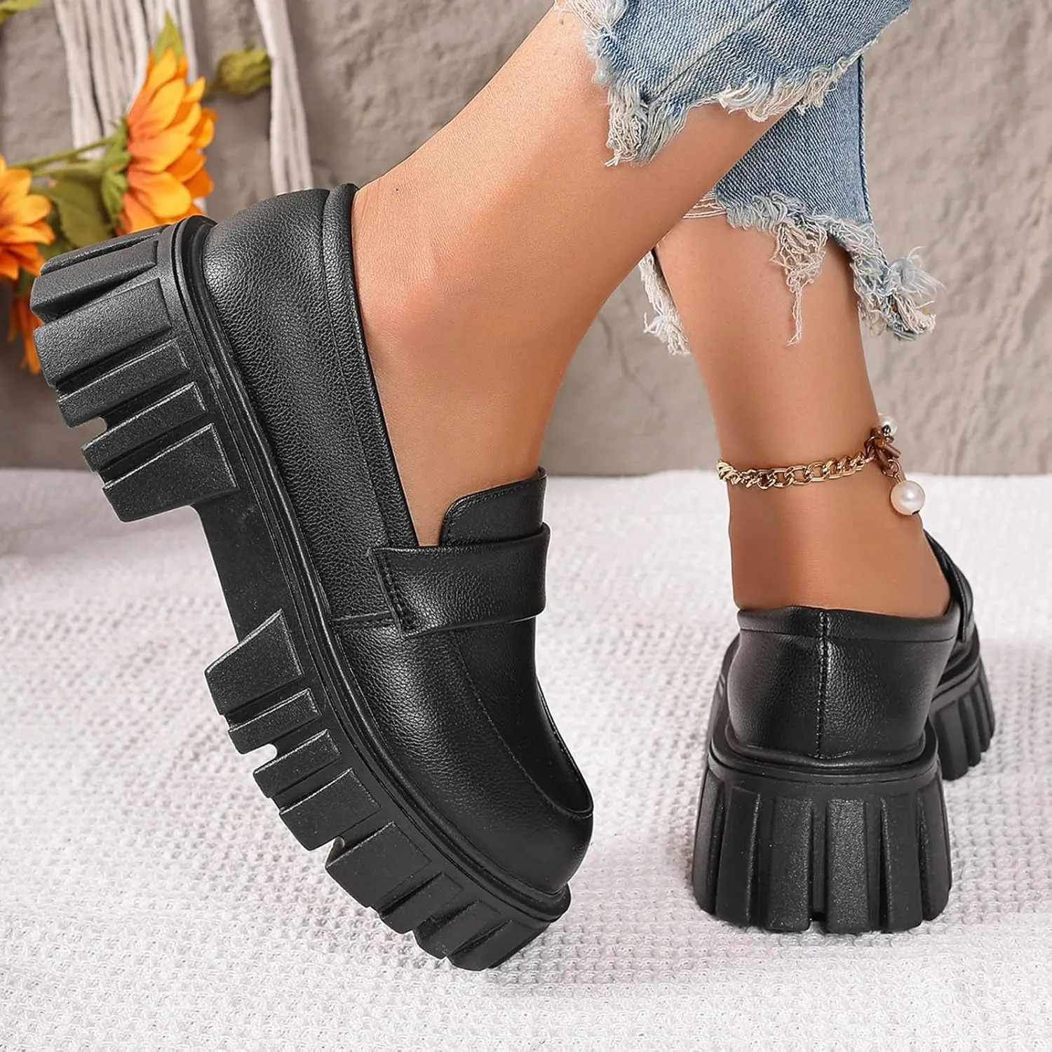 Loafers for Women Hands Free Low Top Lug Sole Chunky Heel Classic Casual Boat Shoes Ladies Cushioned Footbed Jogging Tennis Sneakers Breathable Comfy Lightweight Walking Shoe for Daily Wear
