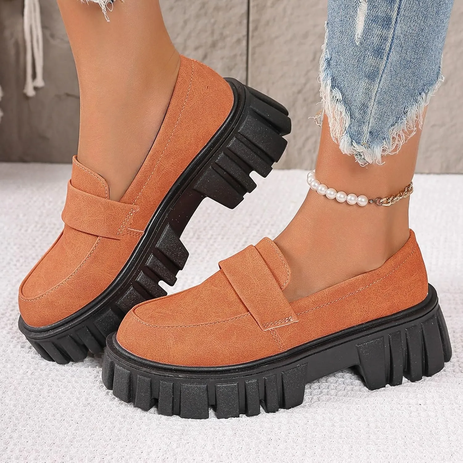 Loafers for Women Hands Free Low Top Lug Sole Chunky Heel Classic Casual Boat Shoes Ladies Cushioned Footbed Jogging Tennis Sneakers Breathable Comfy Lightweight Walking Shoe for Daily Wear