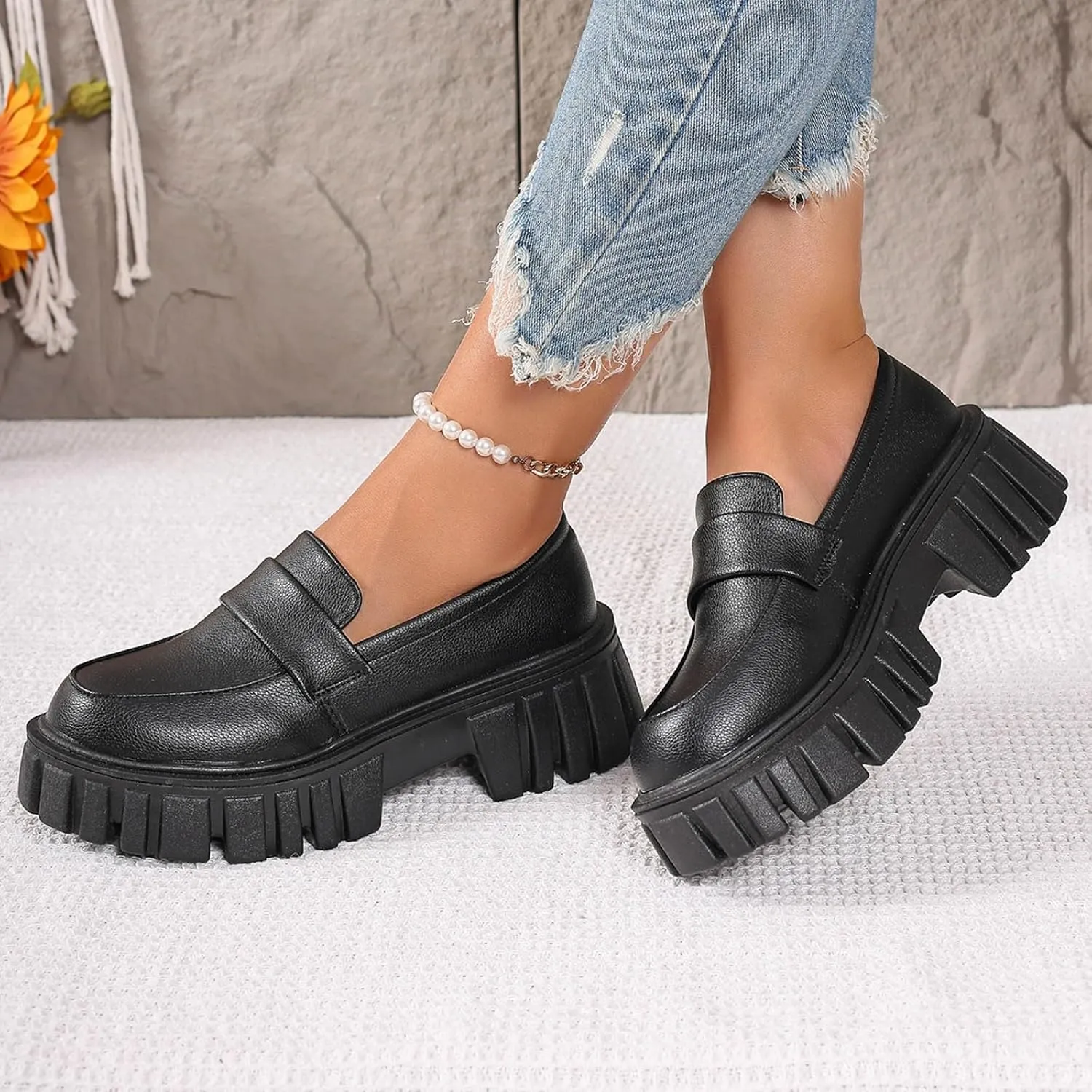 Loafers for Women Hands Free Low Top Lug Sole Chunky Heel Classic Casual Boat Shoes Ladies Cushioned Footbed Jogging Tennis Sneakers Breathable Comfy Lightweight Walking Shoe for Daily Wear