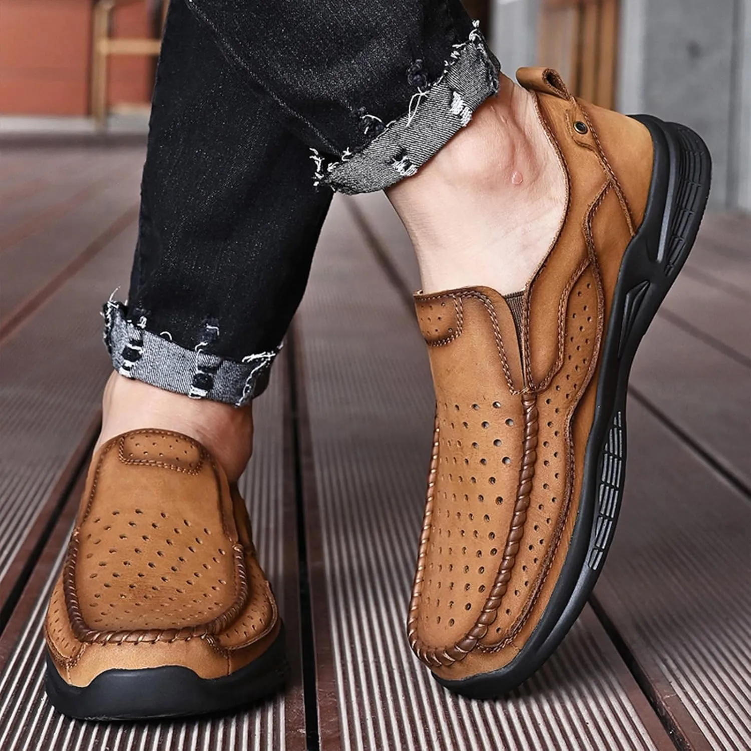 Men's Genuine Leather Casual Loafers Handsewn Comfortable Soft Sole Slip On Moccasins Shoes Driving Walking Loafers