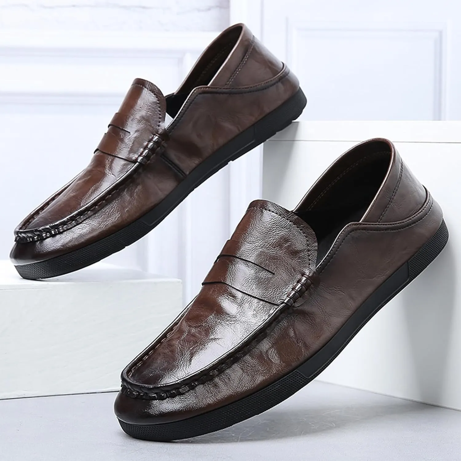 Men's Genuine Leather Casual Loafers,Slip On Comfort Non-Slip Soft Sole Driving Walking Flat Shoes Moccasin Shoes