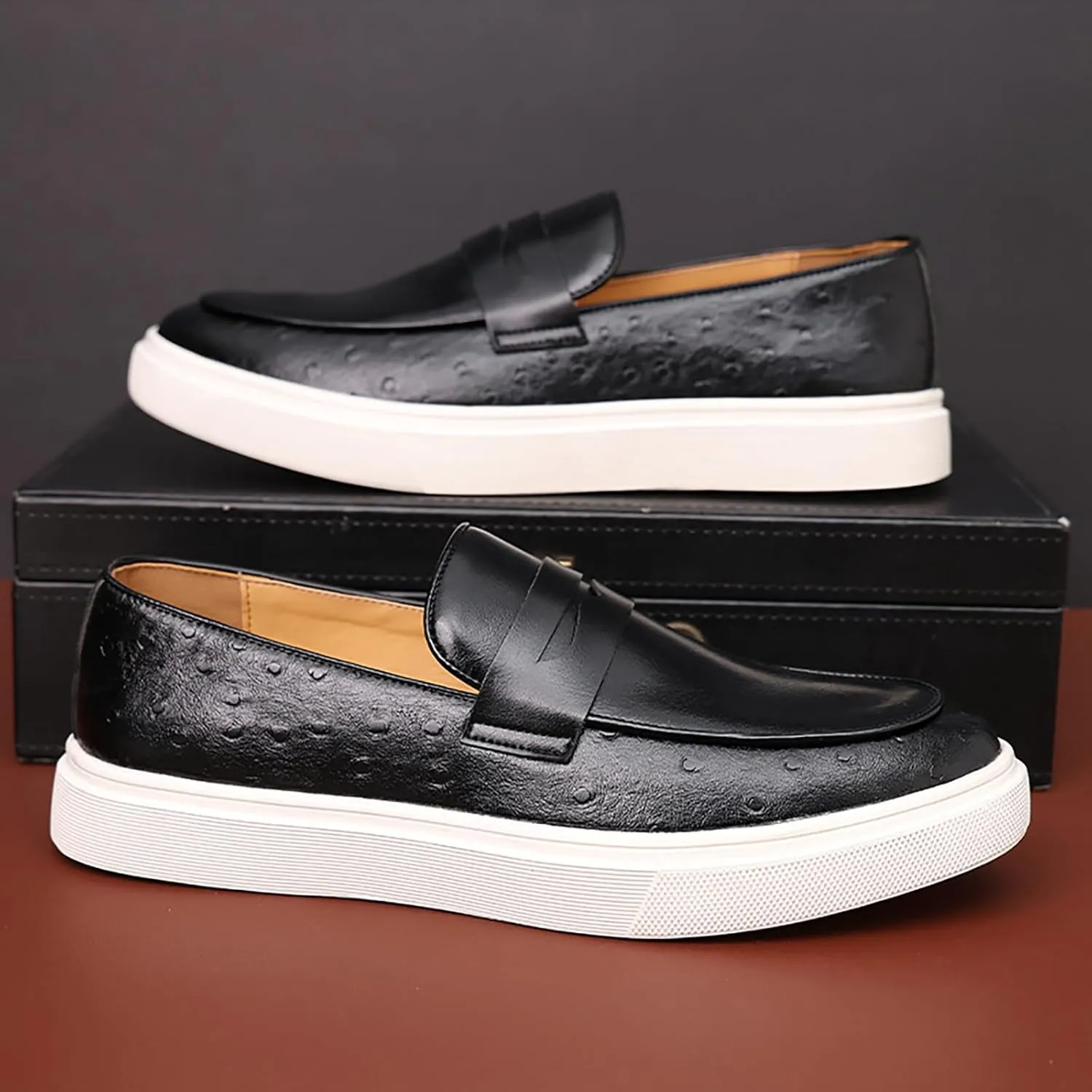 Men's Leather Slip-on Flat Loafers,Fashion Breathable Low Top Comfortable Soft Sole Non-Slip Business Formal Loafers Retro Casual Wedding Party Driving Penny Shoes
