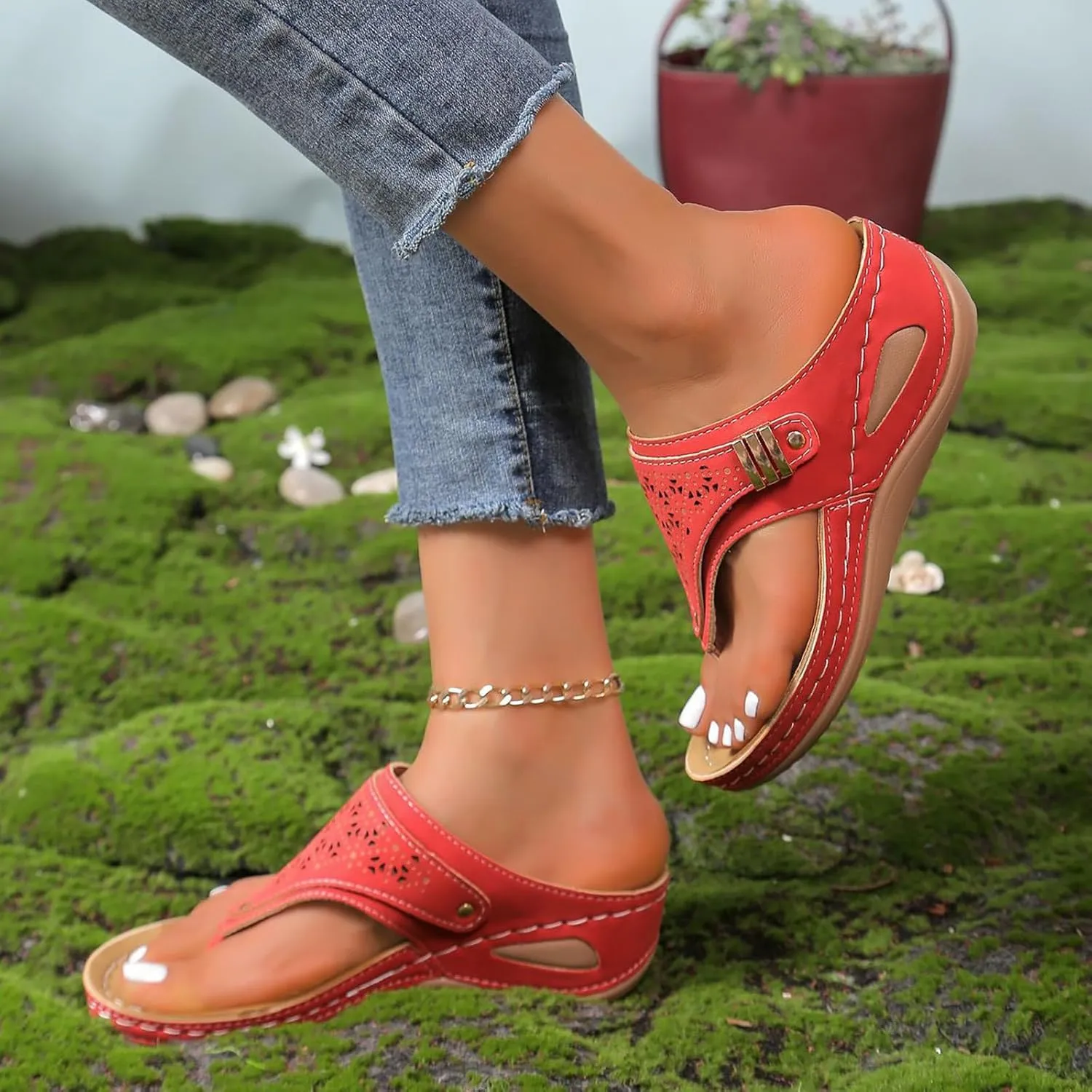 Women's Flip Flop, Soft Cushion Footbed, Arch Support, Thong Sandals for Walking, Footwear Indoor Outdoor
