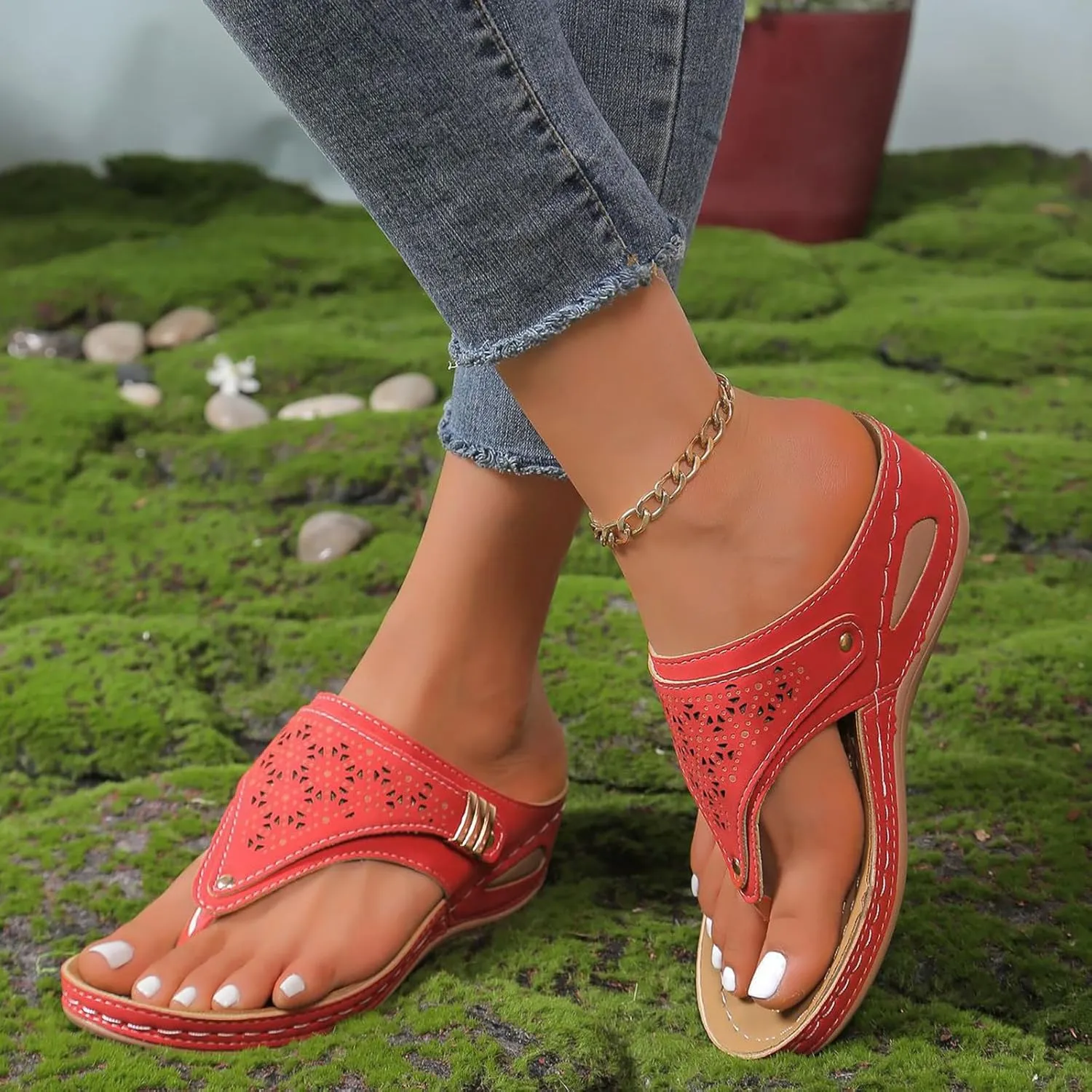 Women's Flip Flop, Soft Cushion Footbed, Arch Support, Thong Sandals for Walking, Footwear Indoor Outdoor