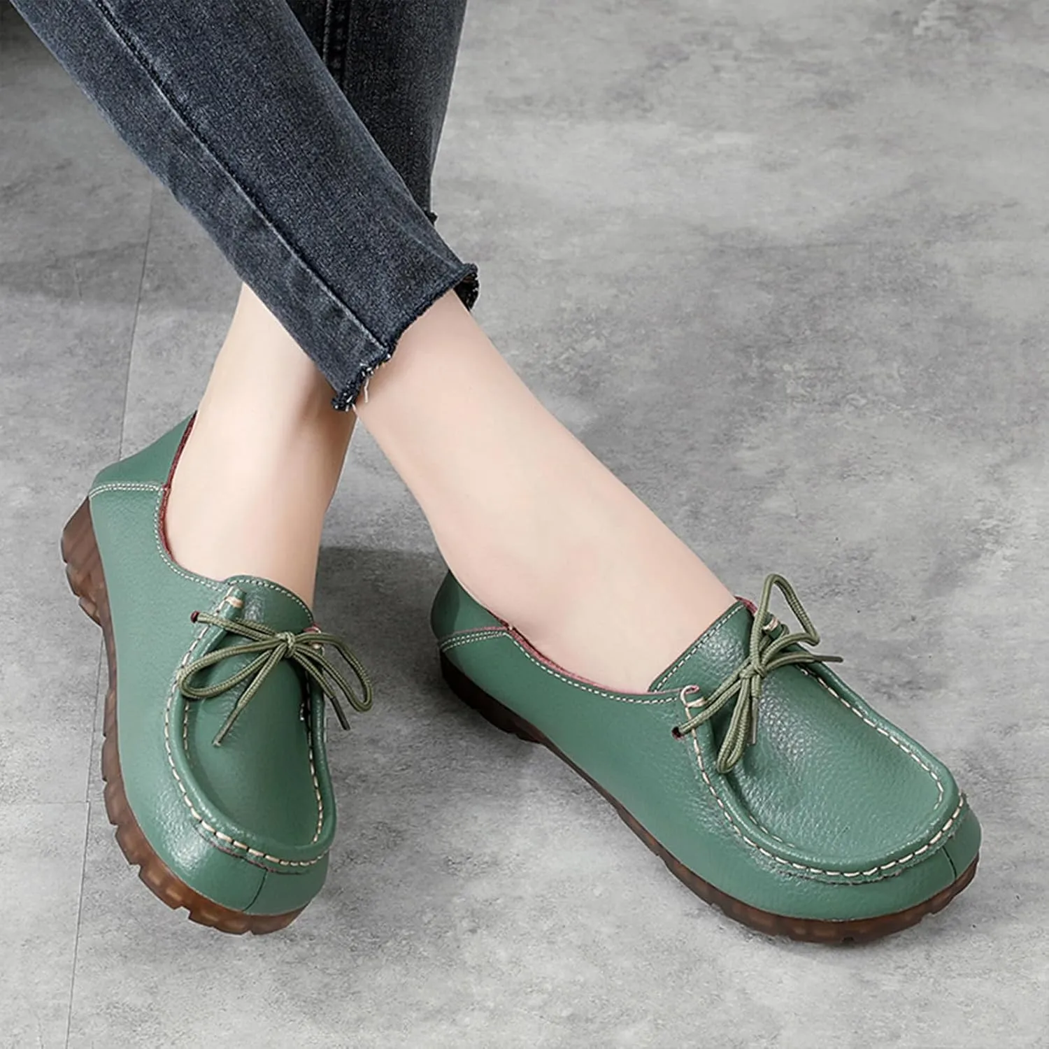 Women's Genuine Leather Lace Up Flat Loafers Hand Stitching Comfortable Non-Slip Soft Sole Driving Moccasins Slip On Casual Walking Work Shoes