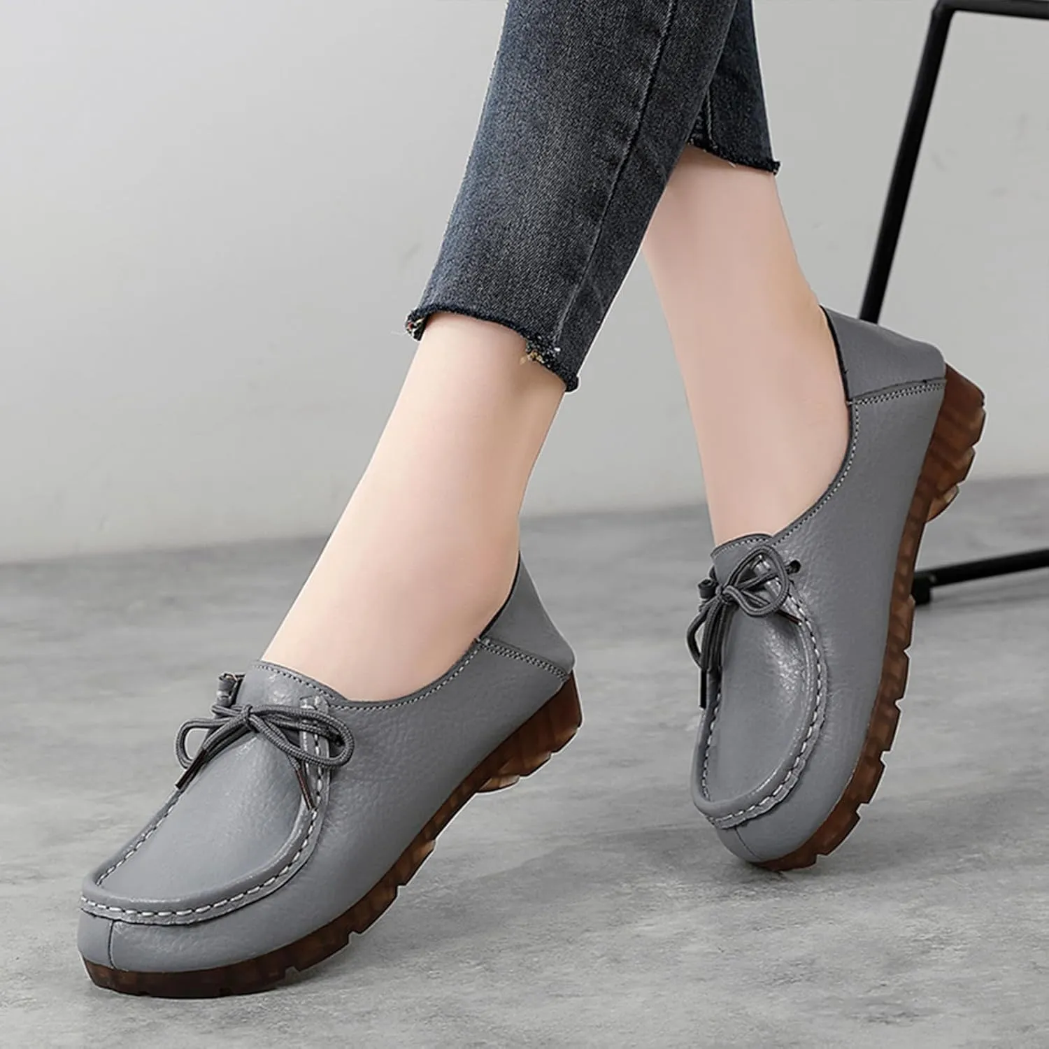 Women's Genuine Leather Lace Up Flat Loafers Hand Stitching Comfortable Non-Slip Soft Sole Driving Moccasins Slip On Casual Walking Work Shoes