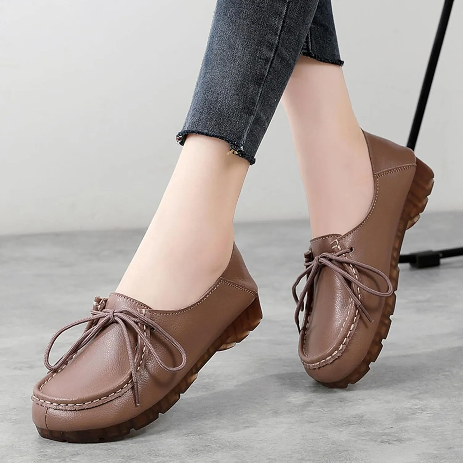 Women's Genuine Leather Lace Up Flat Loafers Hand Stitching Comfortable Non-Slip Soft Sole Driving Moccasins Slip On Casual Walking Work Shoes