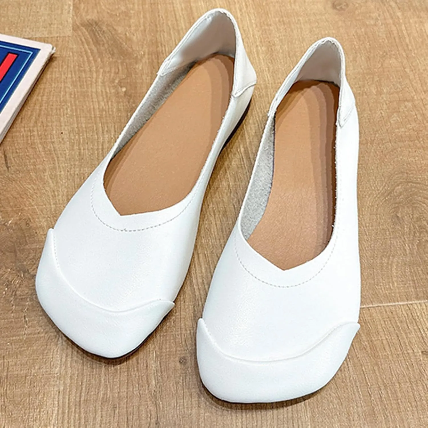 Women's Walking Loafers Leather Square-Toe Slip-On Shallow Mouth Moccasin Casual Comfortable Lightweight Anti-Slip Soft Sole Ballet Flats
