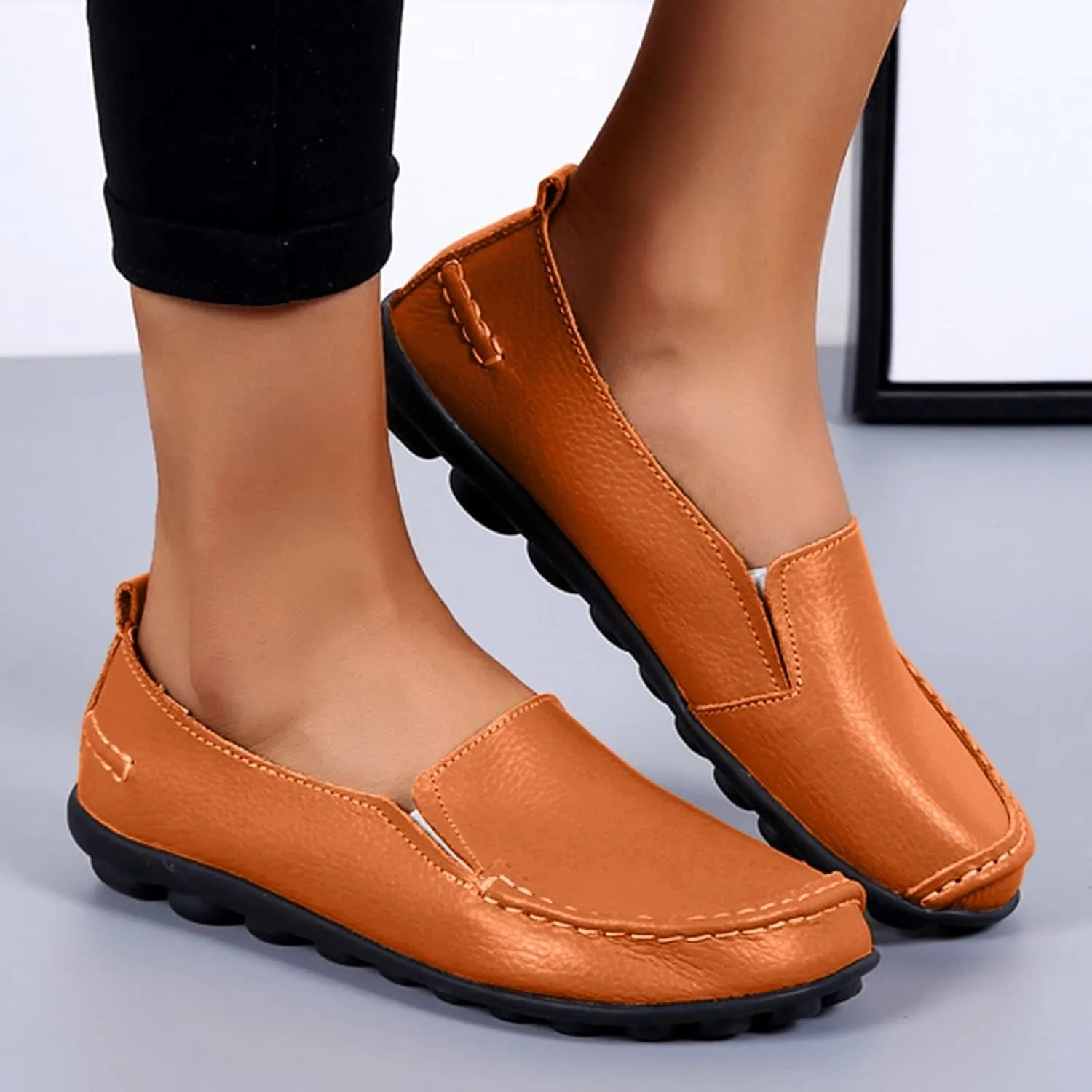 Women's Wide Loafers Slip on Flat Shoes Comfort Penny Loafers with Arch Support Dressy Moccasins Shoes Office Shoes